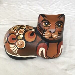 Elias Regin Mexico Handmade Folk Art Cat clay figurine signed